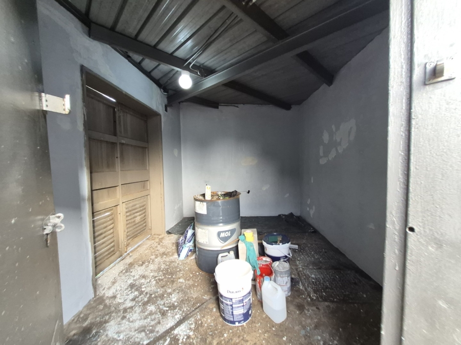 To Let Commercial Property for Rent in Paarden Eiland Western Cape
